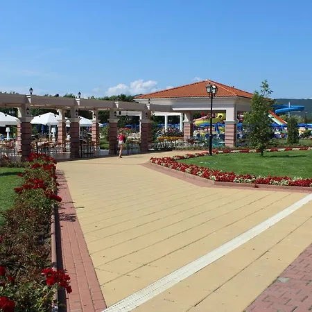 Duni Holiday Village-3