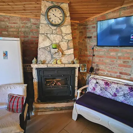 Guest House Ezerets-2