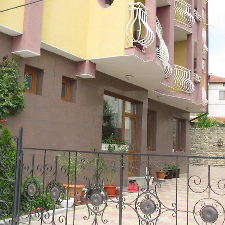Family Hotel Denica-2