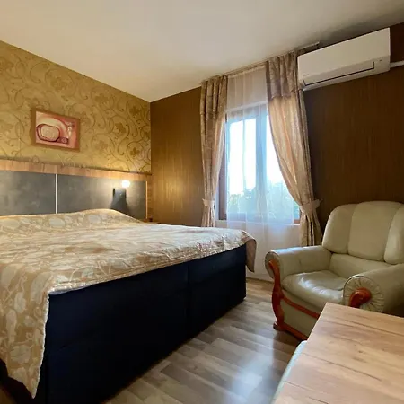 Hotel Toro Negro-2