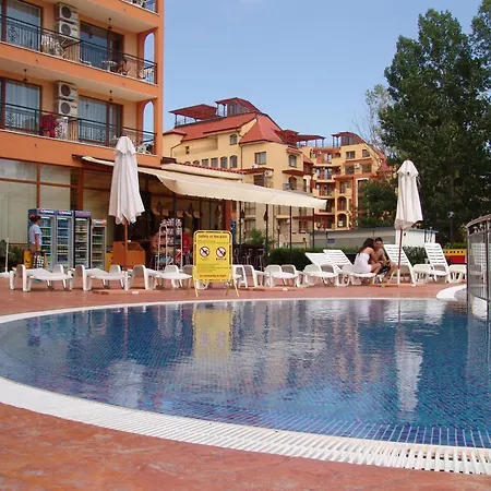 Apart Hotel Happy-2