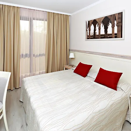 White Rock Castle Hotel & Wellness Club-2