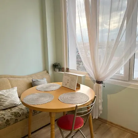 Airport Apartment-2