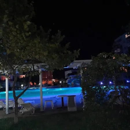 Apartment In Sunny Beach, Complex Sun Village, 80 Qm, 2 Bedrooms & Living Room Near To The Beach, Swimming Pool, Garden-3