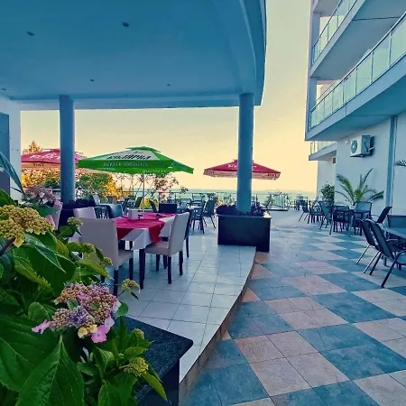 Moonlight Hotel-3