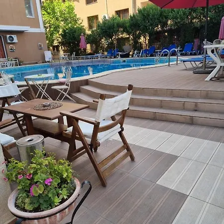 Hotel Suites Bhmi-3