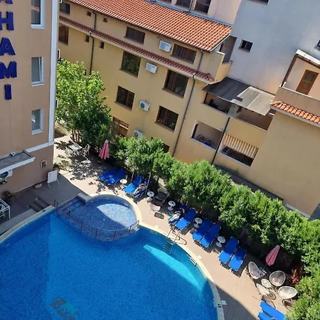 Hotel Baham Suites-3