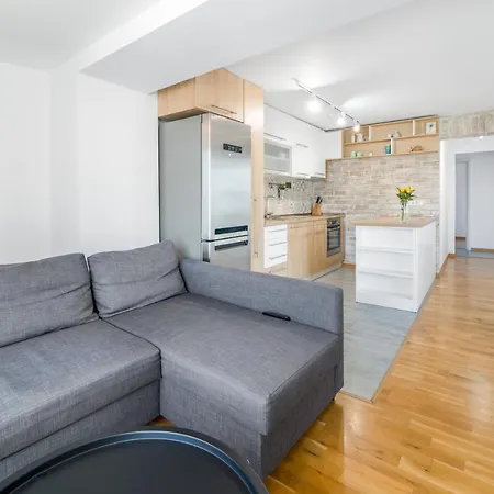 Exclusive Apartment Studentski Grad-3