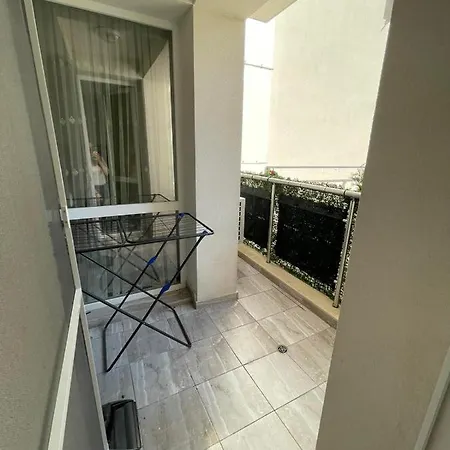 Luxury Flat-4 People-Mladost-3