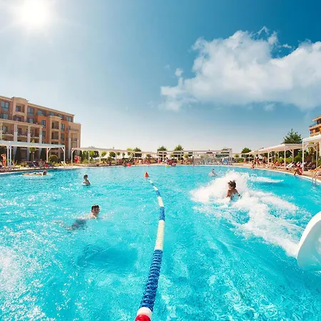 Premier Fort Club Hotel - Full Board-3