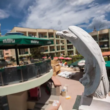 Sunny Day Club Hotel-3