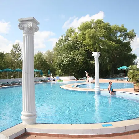 Duni Holiday Village-2