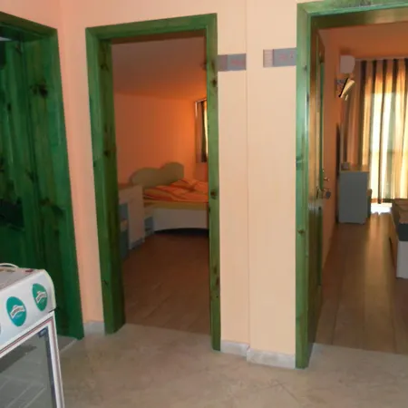 Villa Mari Guest Rooms-2