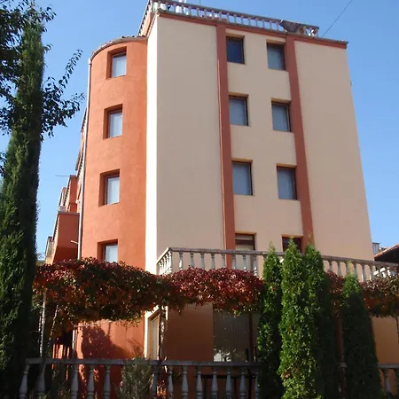 Family Hotel Saint Iliya-2