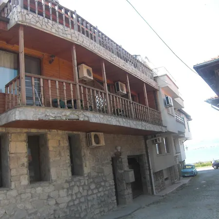 Guest House Antoaneta-3