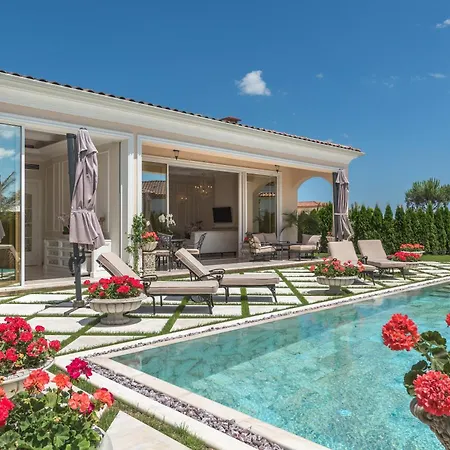 Eden Park Luxury Villas-2