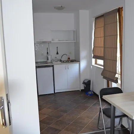 Guest House Balchik Hills-2