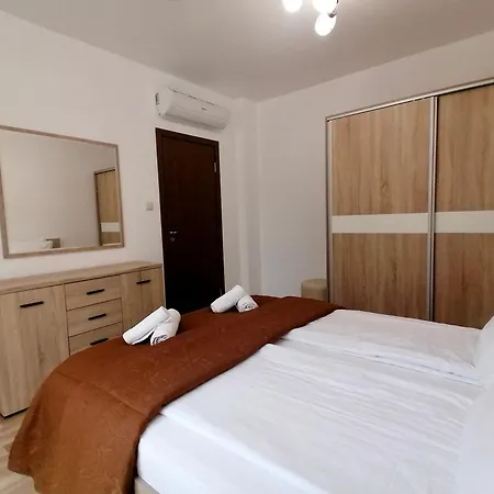 Cabacum Plaza Beach Apartments - High-Speed Wifi-3