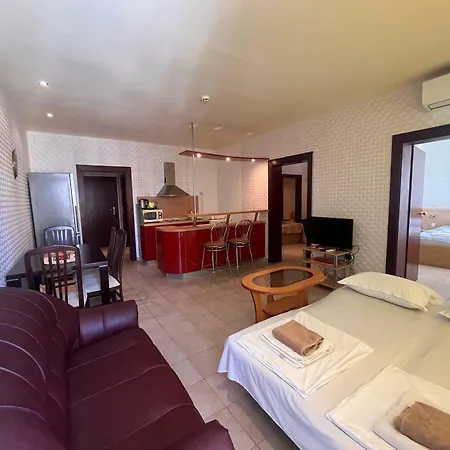 Miramar Front Beach Self Catering Apartments No Swim Pool Access-2