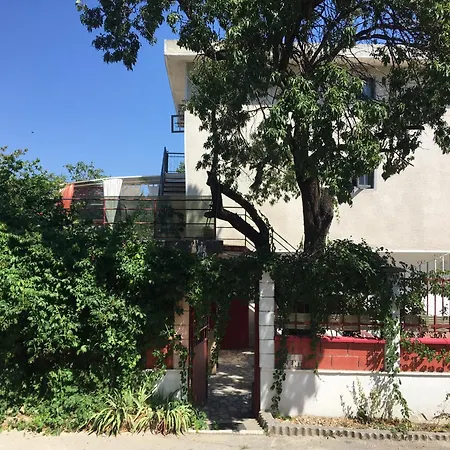 Surf House Villa Rose I Po3A L-3