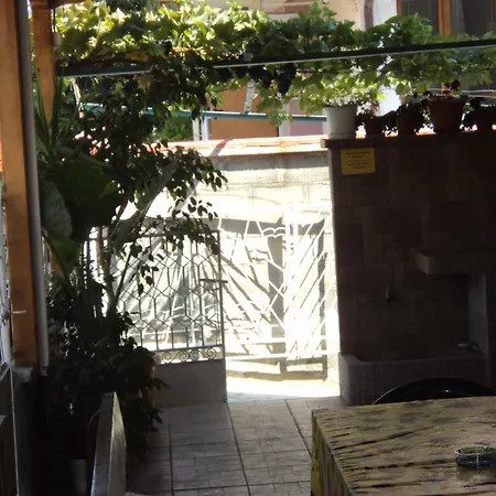 Guest House Drazhev-3