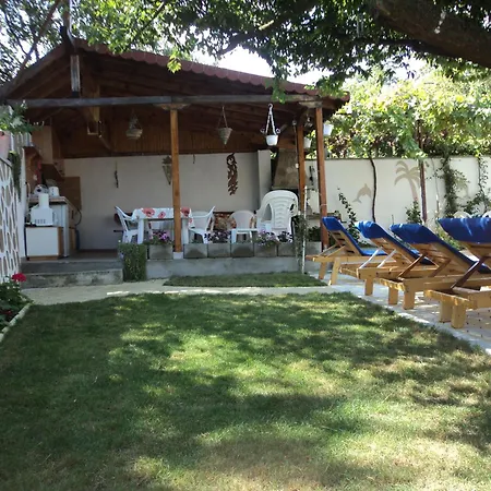 Guest House Drazhev-2