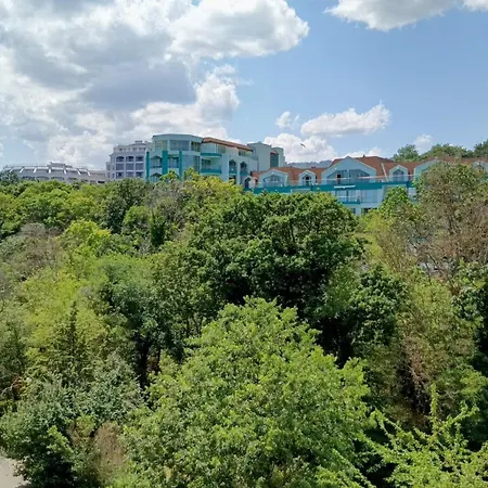 Apart Hotel Golden Line private apartments-2