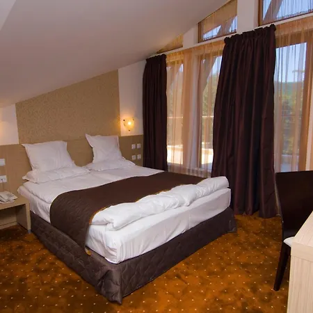Radina'S Way Hotel-3