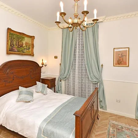 Royal Hotel-3