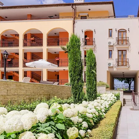 Galeria Holiday Apartments-2