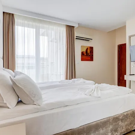 Jupiter 1 Family Hotel-2