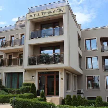 Vemara City Boutique Hotel-Free Parking-2
