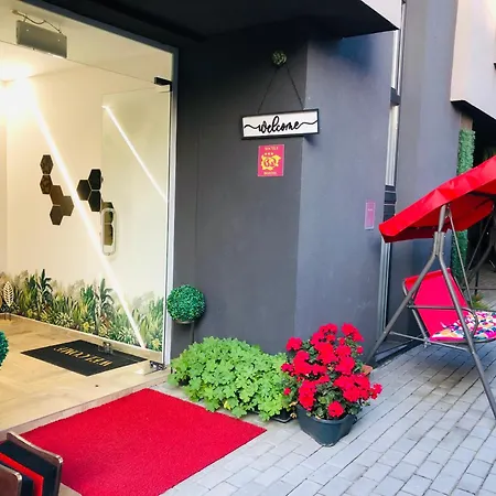 Colors Boutique-3