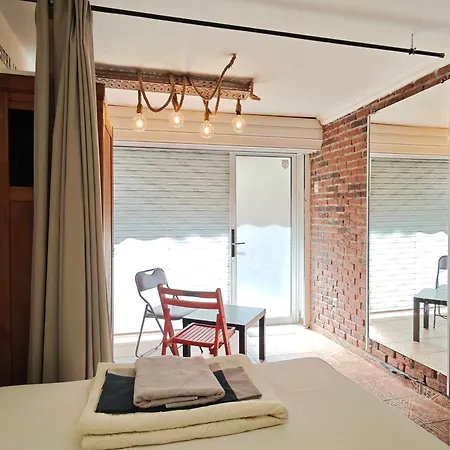 Hello Sofia Guesthouse-3