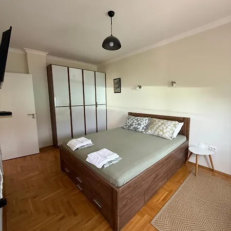 Valentina Bg Apartment-3