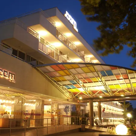 Hotel Com-3