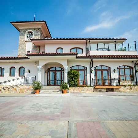 Helena Vip Villas And Suites-3