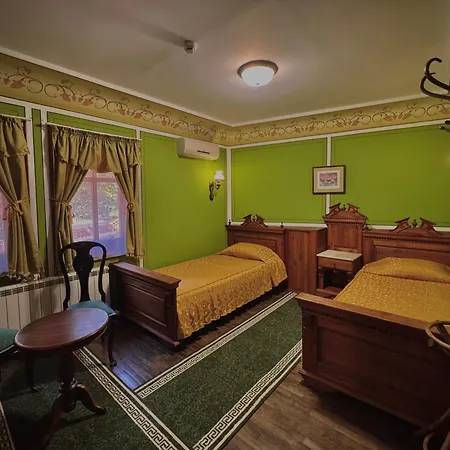 Family Hotel At Renaissance Square-3