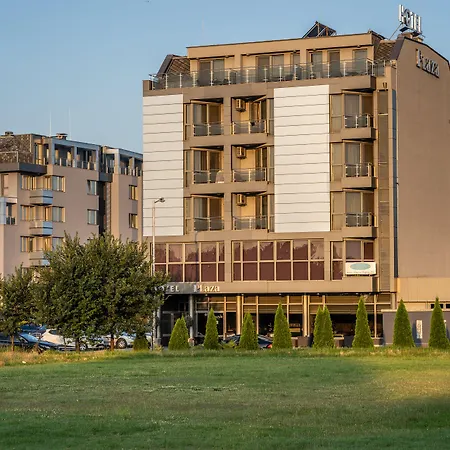Plaza Hotel Plovdiv - Free Parking-2