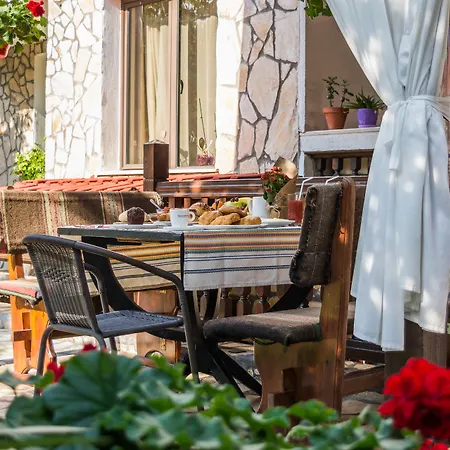 Boutique Guest House Ikonomov-2