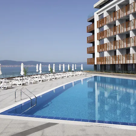 Paradiso Hotel-2