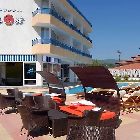 Sunset Hotel-3