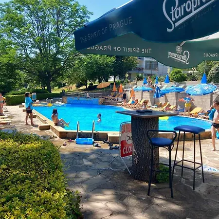 Neptune Hotel-2