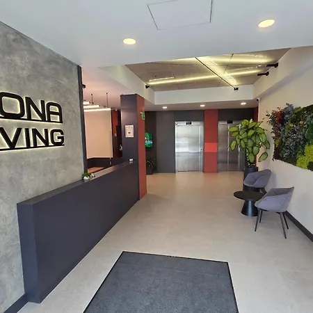 Mona Living-2
