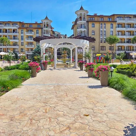 Royal Sun Apartments-3