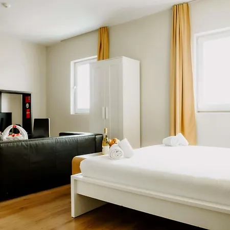 Ibis Sofia Airport Hotel-2