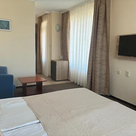 Guest Rooms Marina-3