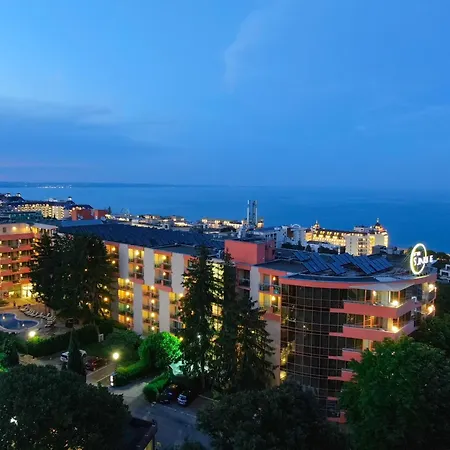 Hotel Sunrise Golden Sands-3