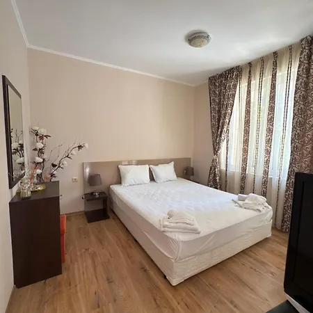 Dawn Park Deluxe-2