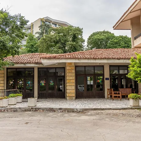 Hotel Preslav-3